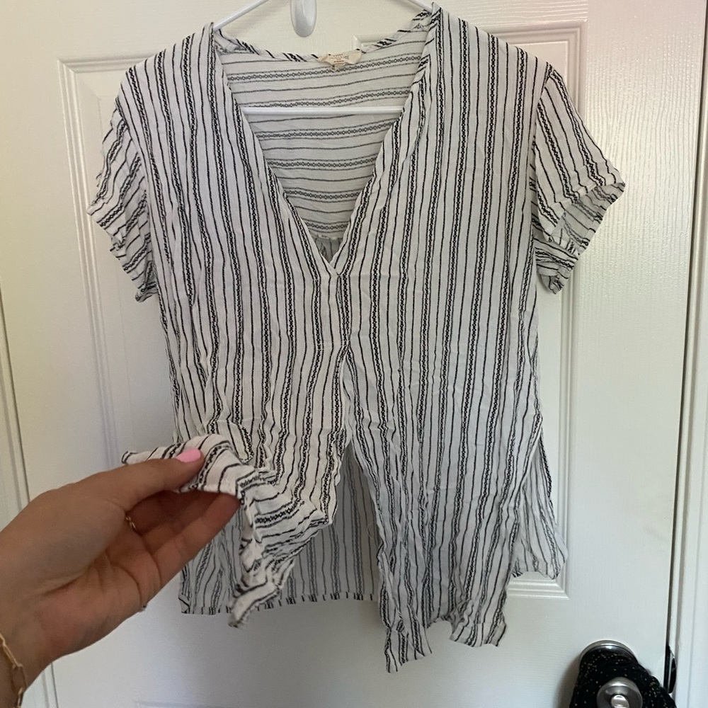 Striped Blouse - Picture 3 of 6